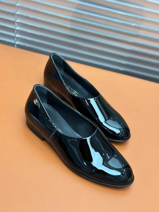 香奈儿25C早春度假系列黑漆乐福鞋（JS） 商品图8