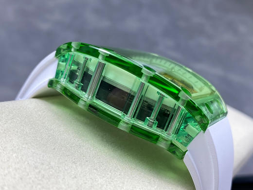 『NOOB official出品』RM 理查德RICHARD MILLE 熊猫吃金竹 透明水晶RM26-01陀飞轮腕表 栩栩如生的熊猫身上镶嵌着闪闪发亮的宝石，休闲咀嚼着翠竹，犹如一幅画 栩栩如生❕❕ 商品图4
