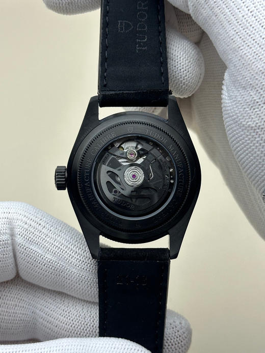 『NOOB official 』新品: 帝陀碧湾黑武士背透腕表 暗夜之眼，窥见机械之美，深邃如夜，锋芒毕露，尺寸41毫米 搭配纯手工澳洲小牛皮➕手工车线➕磨砂质感，做工精良 各方面都无可挑剔❕❕❕ 商品图6