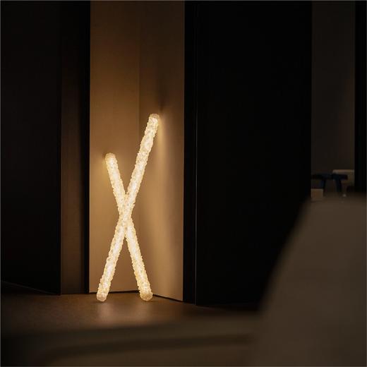 摩根冰川系列面光靠墙落地灯 商品图3