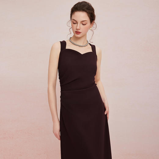 QF847斯尔丽2025夏季新款收褶显瘦藏肚子侧边开叉背心式连衣裙 商品图0