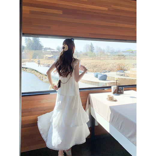 <曾小咸推荐>现货秒杀！微信超特价！花边小飞袖背心 日常139.99 立减70 秒杀69.99！花边拼接半裙秒杀119.99！！ 商品图4