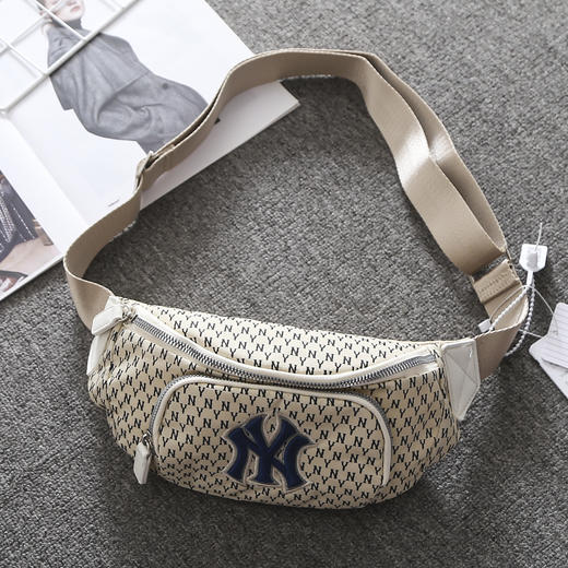 【专属】卖爆了的MLB老花系列#MLB复古老花腰包，日常出街，谁背谁好看！ 商品图5