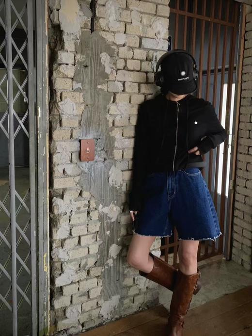 老米优品🎈3-5天！韩代同款 ，送皮带！自留款《纸片人石墨牛仔五分裤》利落裁剪，无敌显瘦显高，品质nice~ K250429A 商品图2