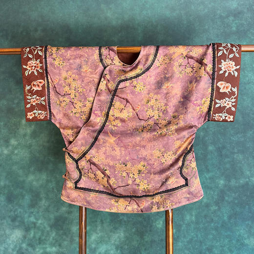 B241595-T二大衫 商品图0