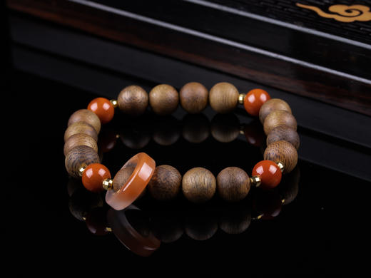 XY0301沉香+南红四季好运手串 商品图4