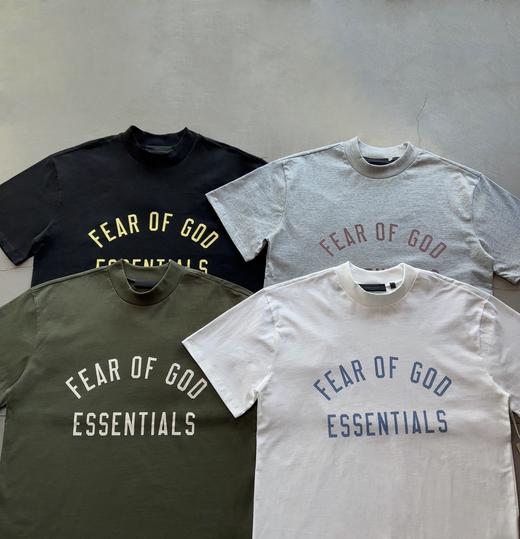 点此购买 FOG夏季男女款第九季主线字母印花重磅高街纯棉短袖T恤 md 317039 商品图7