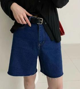 老米优品🎈3-5天！韩代同款 ，送皮带！自留款《纸片人石墨牛仔五分裤》利落裁剪，无敌显瘦显高，品质nice~ K250429A