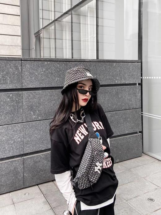 【专属】卖爆了的MLB老花系列#MLB复古老花腰包，日常出街，谁背谁好看！ 商品图10