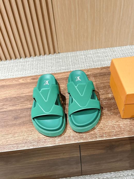 限男码 驴家LV路易威登 驴牌夏日新款休闲沙滩拖鞋（HC） 商品图11