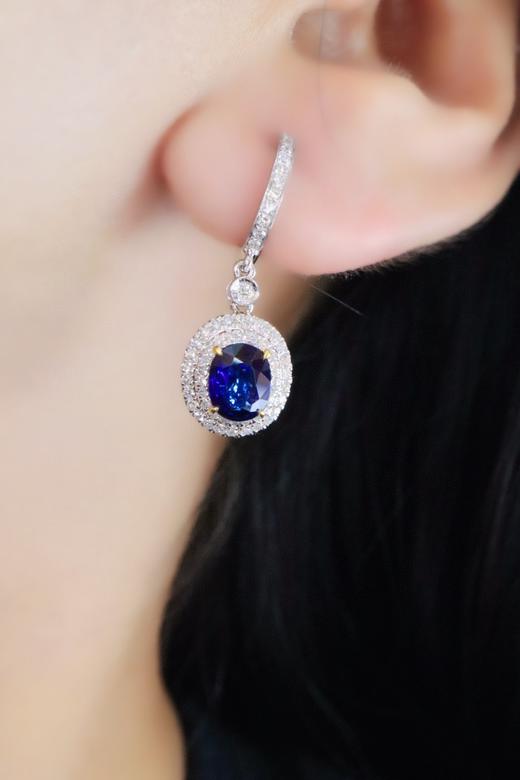 2.08ct刻面蓝宝石耳钉 商品图3