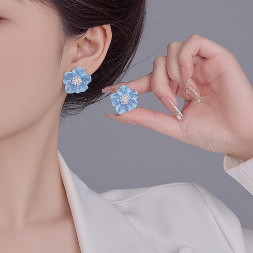 雀说法式浅蓝色花朵耳环女高级设计感百搭时尚银针耳钉气质中古风耳饰AL0927 商品图1