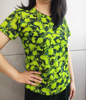 Y024女式印花抽针面料排汗速干抗皱防晒百搭圆领短袖T恤