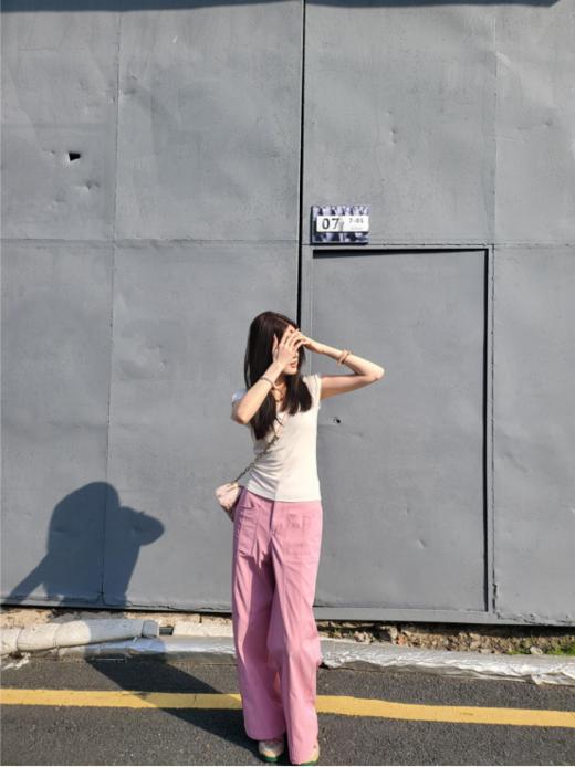 🌸【2025春夏王炸上新慵懒风乳胶棉直筒裤】✨这条"腰精裤"一穿，🌻同事问我是不是偷偷瘦了10斤？！ 🔥「高腰魔法」3秒藏住小肚腩 立体剪裁+37°黄金腰线，胃部赘肉瞬间隐形！ 商品图3