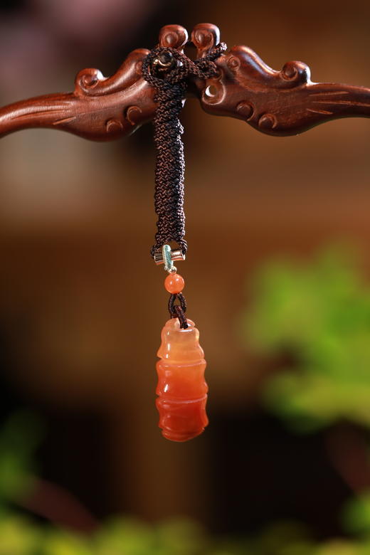 孤品 | 红兔毛节节高吊坠高约2.4cm【器悟雅玩】 商品图0