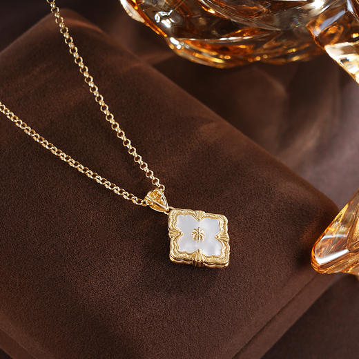 子佩集S925银【四叶华韵】悦逍游套链【QF24N0744】纯银白贝母四叶草镀金项链2504 商品图2