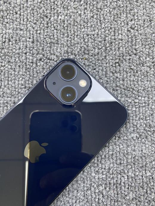 编号491686-苹果iPhone13/128G/黑色，5G手机，9.9新完美成色，原机电池100%，在保，店保延保至1年，特价2299元！ 商品图6