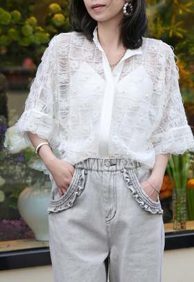 TYNVIE V领和服袖透视上衣-流苏蕾丝