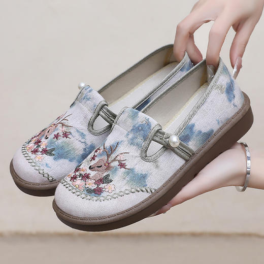 【YW】无忧购“爱的献礼”妈妈鞋夏季休闲百搭民族风绣花鞋G-XM168（截单后7天发货) 商品图1