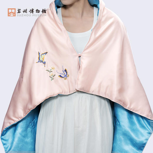 苏州博物馆 冰姿缀玉刺绣蚕丝被 粉蓝色 商品图1