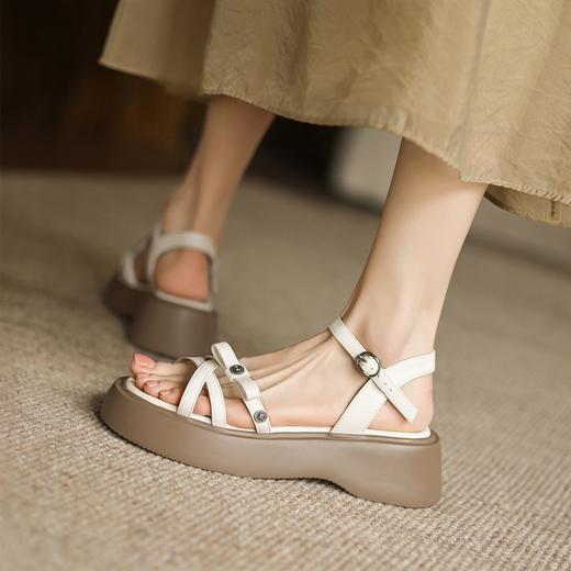 舒适厚底松糕鞋配裙子复古一字带夏季凉鞋软底5.5CM 商品图3