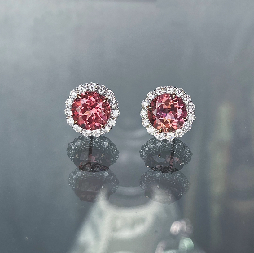 CLASSIC系列 18K镶钻石和碧玺 耳钉