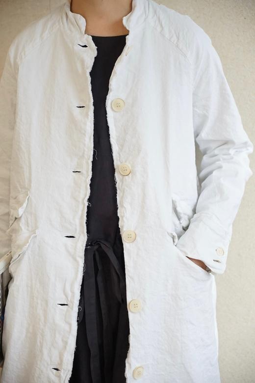 (5折) AEQUAMENTE 复古白长款外套大衣 商品图7