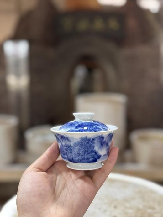 柴窑青花山水盖碗 商品图0