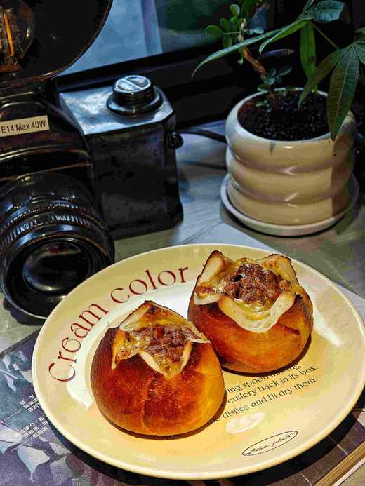 【下单现烤不接急单】【四只】川渝辣酸豆角牛肉沫/咖喱鸡肉/川渝辣小龙虾/酱香鸡肉/法兰克福牛肉香肠芝士碱包 商品图11