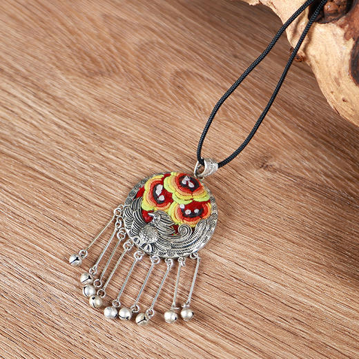 【老绣项链】搭配神器 | 性价比很高 | 手工制作 | 现货 商品图1