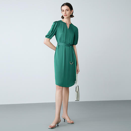 EITIE爱特爱夏季新款气质设计感收腰显瘦通勤连衣裙7807537 商品图1