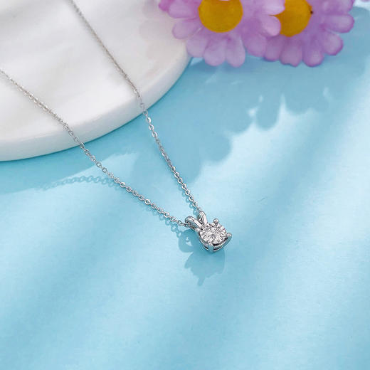 【线上铂金馆】PT950 【国际铂金协会  精品】铂金仿钻四爪吊饰调节套链(BTL00290)预售产品下单后不退款不退货不换货不补差价) 商品图2