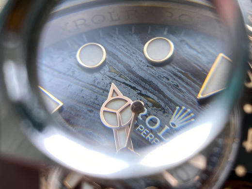 『NOOB official代工』ARF 新品 劳力士 铁虎眼石表盘，每一片表盘都不同纹路(虎眼石,红碧玉和赤铁矿三种材质混合在一起,呈现出独特的金黄色和橙色的光泽)做工精细无可挑剔❕❕❕ 商品图9