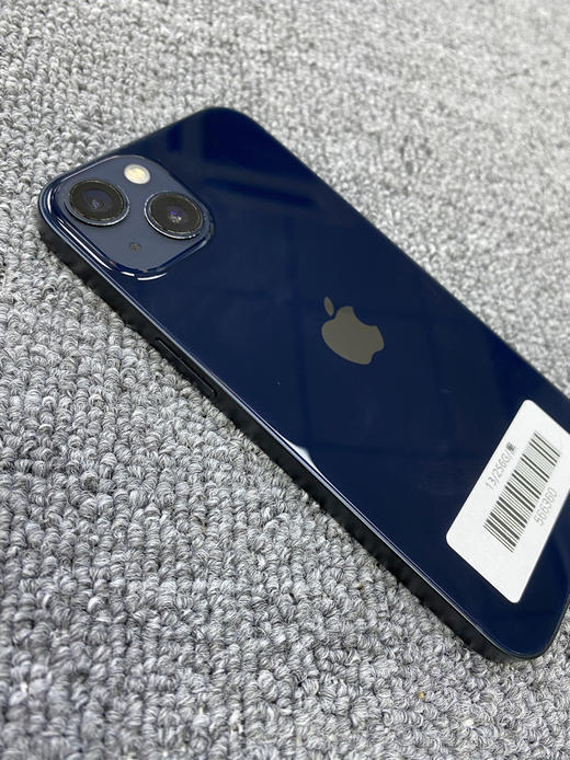编号566360-苹果国行iPhone13/256G/黑色，5G手机，成色9.8新成色好，原机电池84%，特价2599元！质检工程师已深度检测通过，店保1年，请放心购买！ 爽快下单送手机大礼包(快.. 商品图3