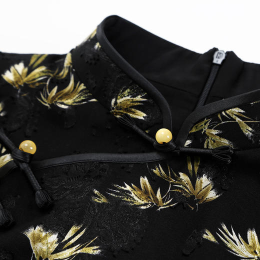 QF820斯尔丽25新款改良式旗袍提花加印花下摆荷叶波浪修身浪漫连衣裙 商品图5