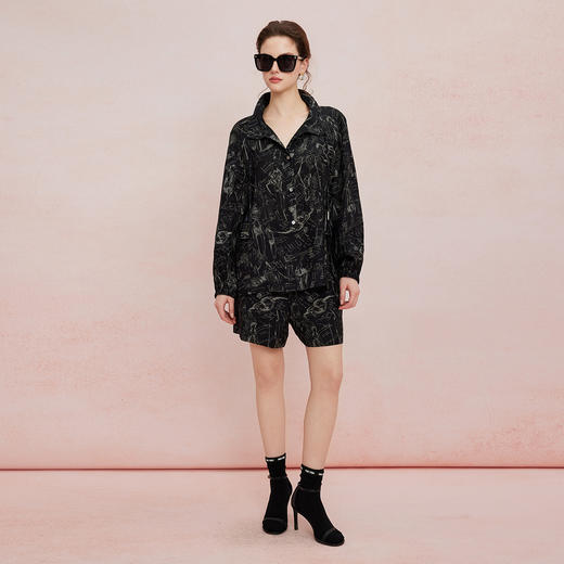 QF115斯尔丽2025新款户外出游夏季透气印花宽松上衣半裙式短裤式套装 商品图3