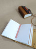 【现货】原创手工牛皮背包笔记本 / 樟木扣手工牛皮笔记本 包包 文创 广西师范大学出版社 商品缩略图4