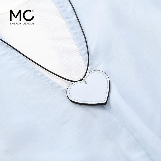 女装翻领假两件配爱心项链轻薄衬衫-103C5222003 商品图3