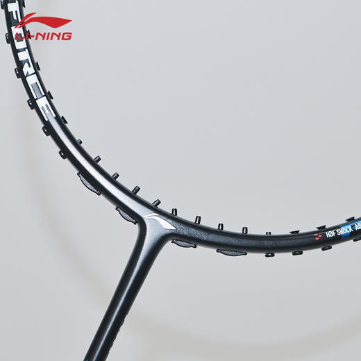 李宁羽毛球拍雷霆小钢炮PRO 520系列全碳素羽毛球拍 商品图2