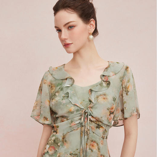 QF829斯尔丽25新款法式浪漫高腰节荷叶边女人味十足散大摆碎花连衣裙 商品图4