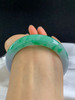 612812，56.6圈口，糯化飘绿正圈平安镯，半截辣绿色，底子细腻水头好 商品缩略图4