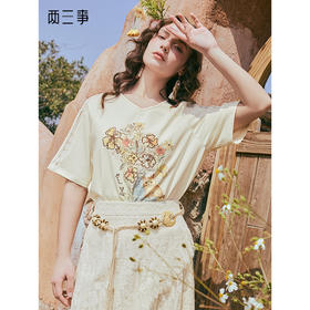 两三事喵语花沸2025夏季新款小清新蕾丝拼接印花v领短袖t恤女宽松