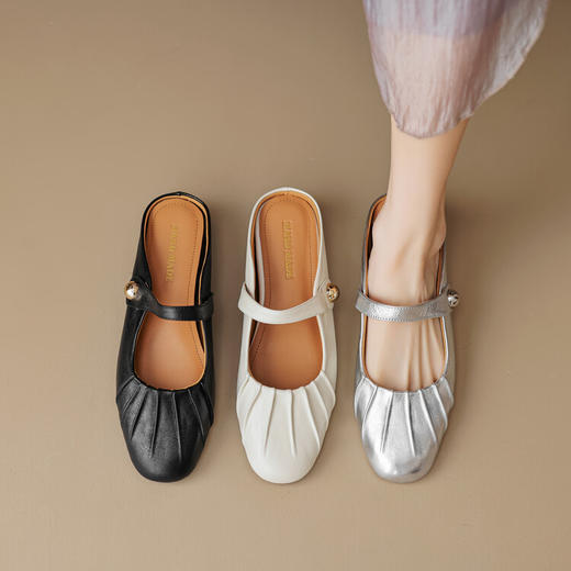 【预售5天】夏软面羊皮平底内增高3.5cm玛丽珍凉鞋女折皱纹法式一字带拖鞋OFSM&6900 商品图3