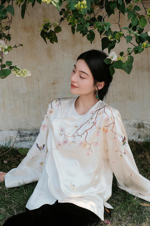 盛唐牡丹| 海棠花开手推绣真丝上衣 商品图5