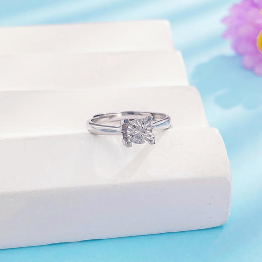 【线上铂金馆】PT950 #CNC 【国际铂金协会】铂金实心活口戒指经典牛头四爪直臂仿钻女戒(BJZ00211)预售产品下单后不退款不退货不换货不补差价) 商品图2