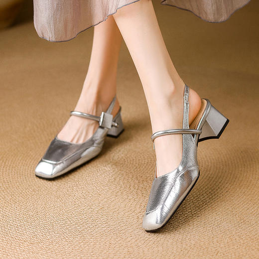 【预售5天】包头凉鞋女新款夏季法式方头一字带粗跟玛丽珍鞋后空浅口单鞋SLLK&sl-7921 商品图2