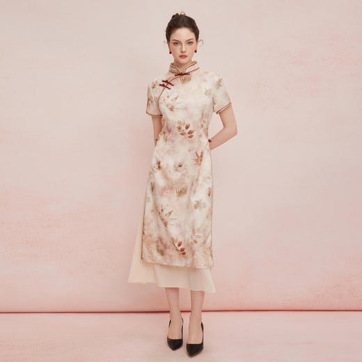 QF822斯尔丽25新款改良式旗袍提花加印花下摆插片A型显瘦浪漫连衣裙 商品图3