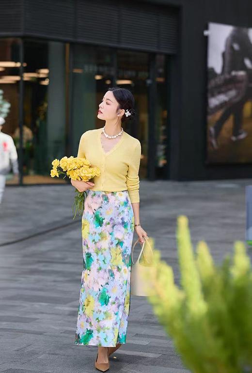 逸红颜明月优选#法式诗意半裙「金鸢尾」松驰优雅的高腰A字半身裙，重塑身形黄金分割 商品图9