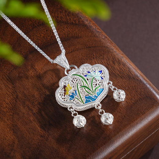 子佩集S990银【蝶舞香幽】套链【MX013】纯银花丝锁珐琅彩莲花荷花蝴蝶项链2504 商品图1