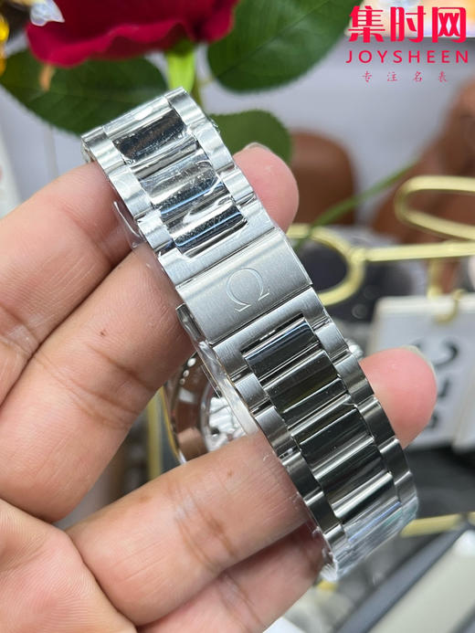 欧米茄VS海马150米系列 蓝色盘 3点位日历 男士腕表
机芯：搭载VS一体Cal.8500 商品图7